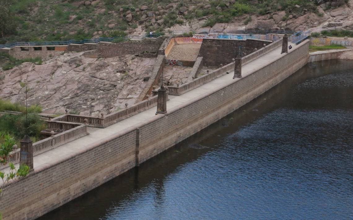 Presa San José