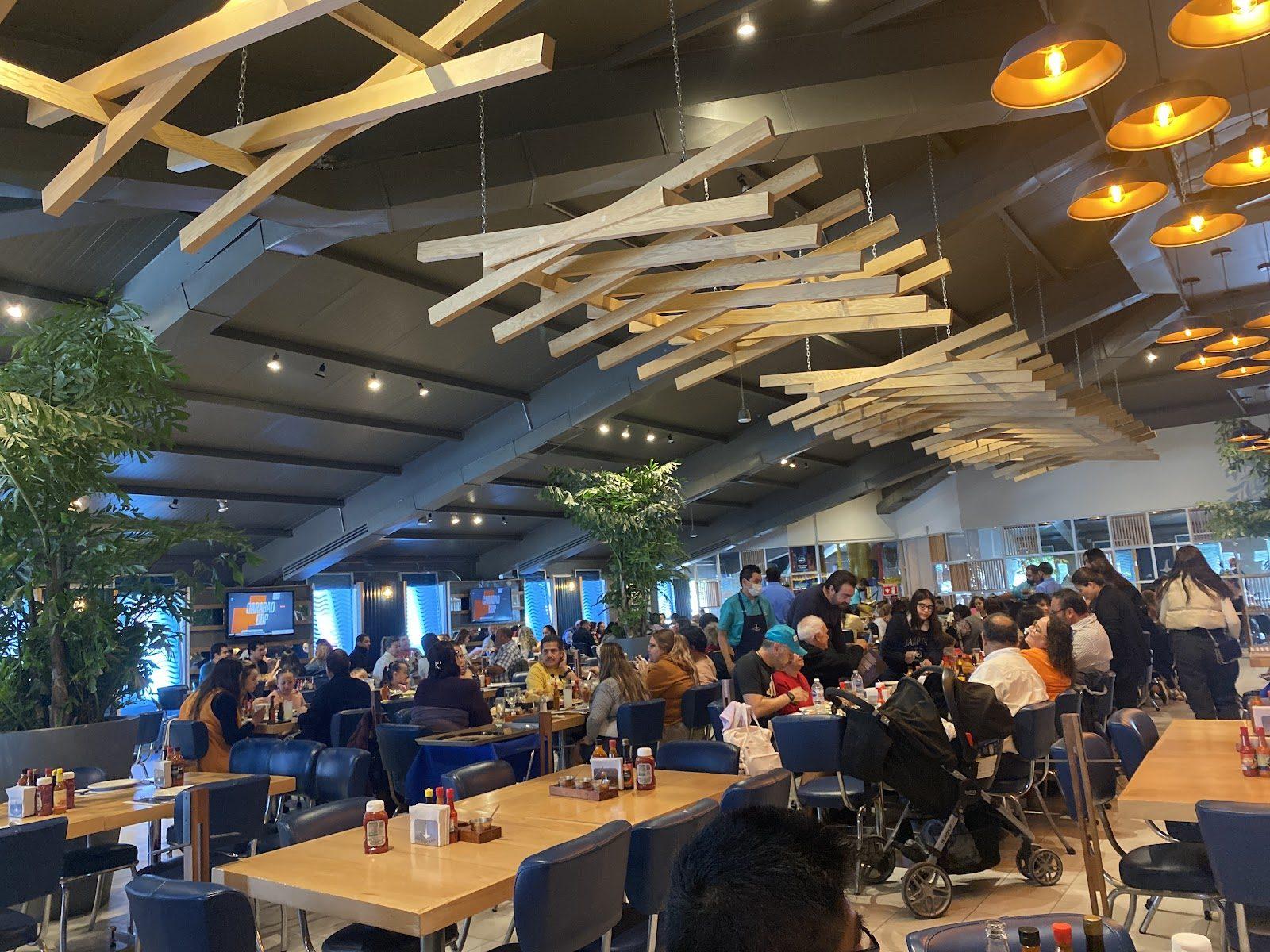La Bocana Himno Nacional — Seafood in San Luis Potosí