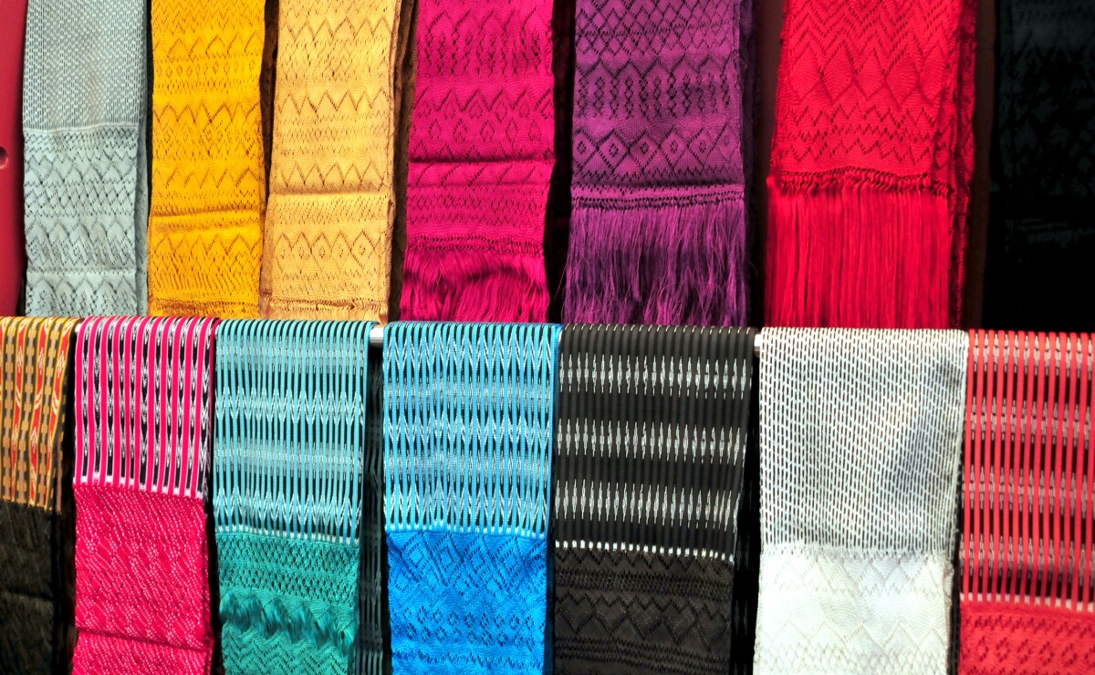 Rebozos tradicionales de Santa María del Río, San Luis Potosí